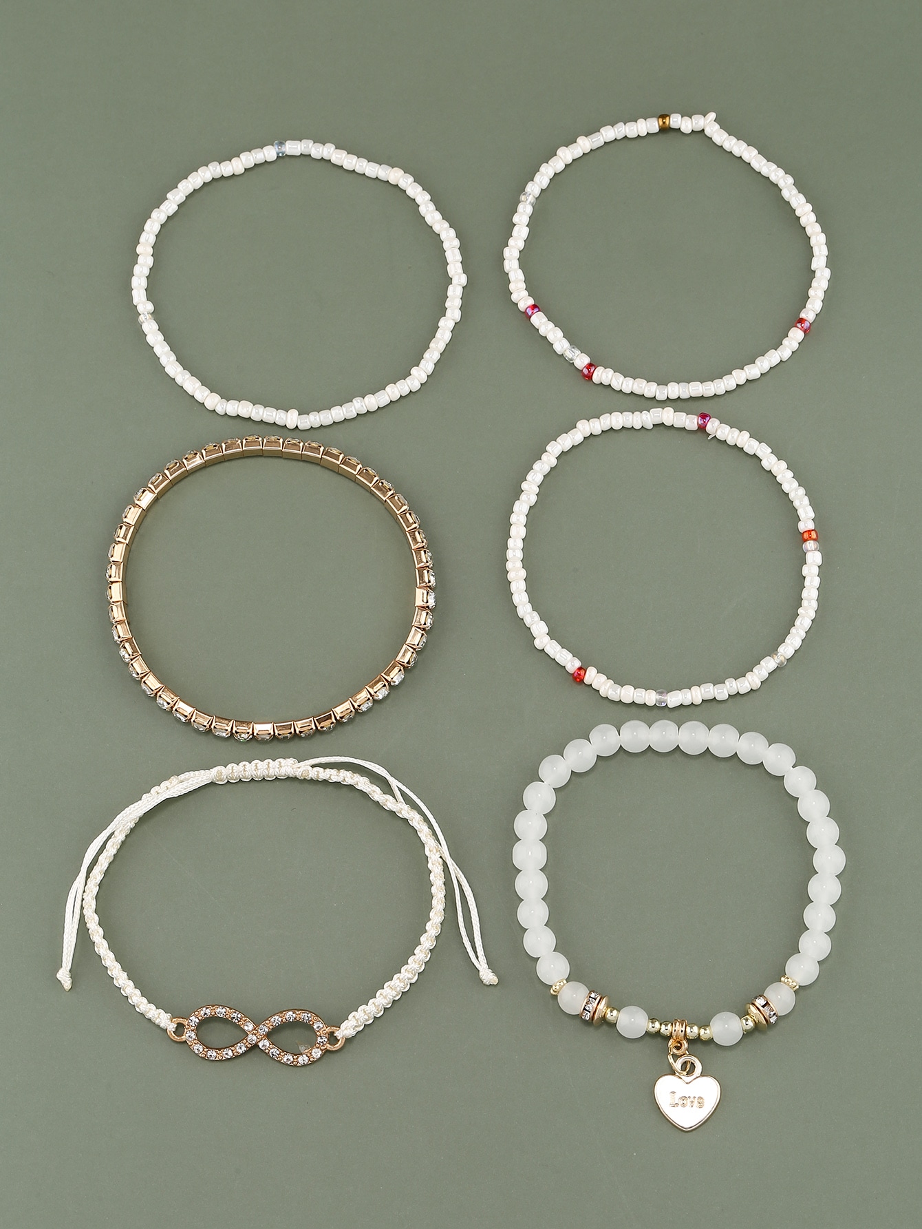 6pcs Heart Charm Beaded Bracelet