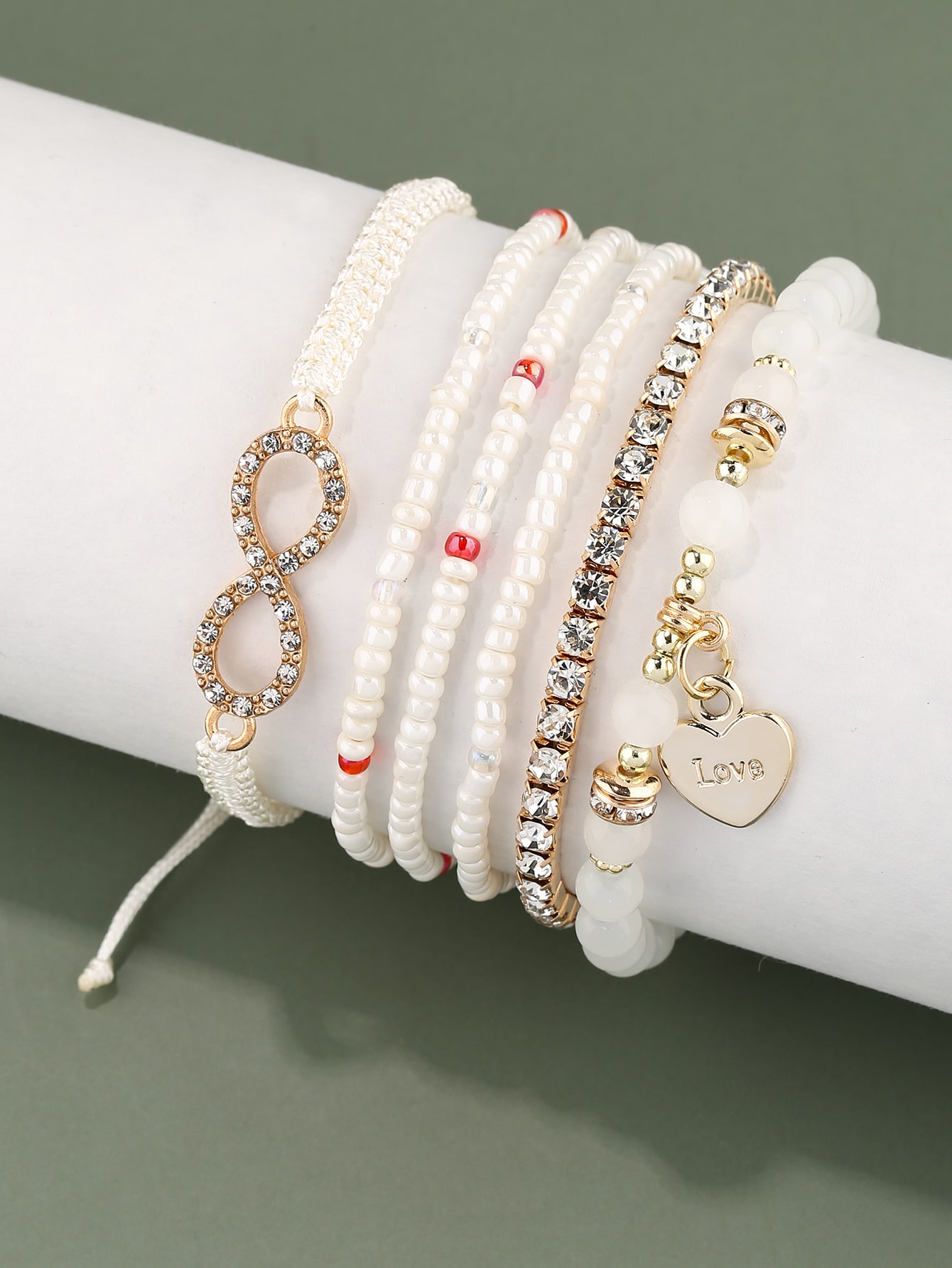 6pcs Heart Charm Beaded Bracelet